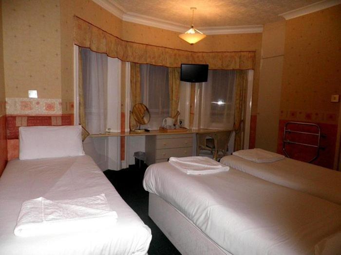 Serenity Hotel Bornemouth Extérieur photo