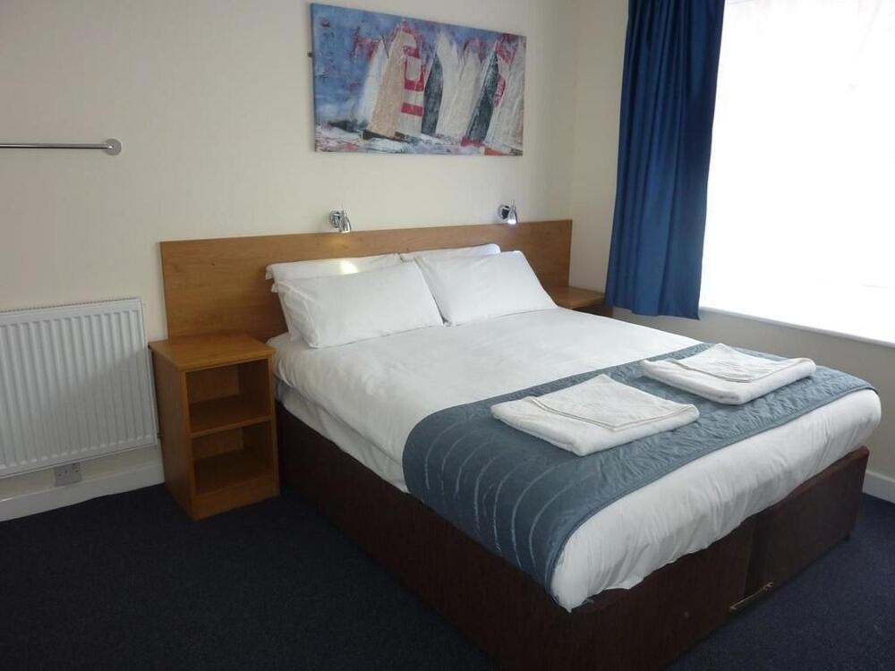 Serenity Hotel Bornemouth Extérieur photo